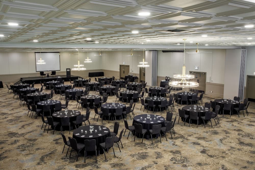 Banquet hall