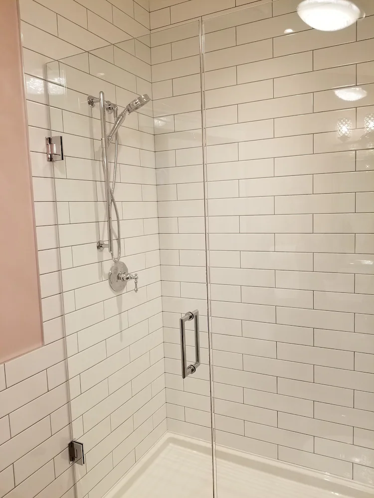 Bathroom shower