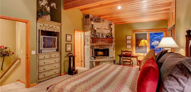 Twin Pines