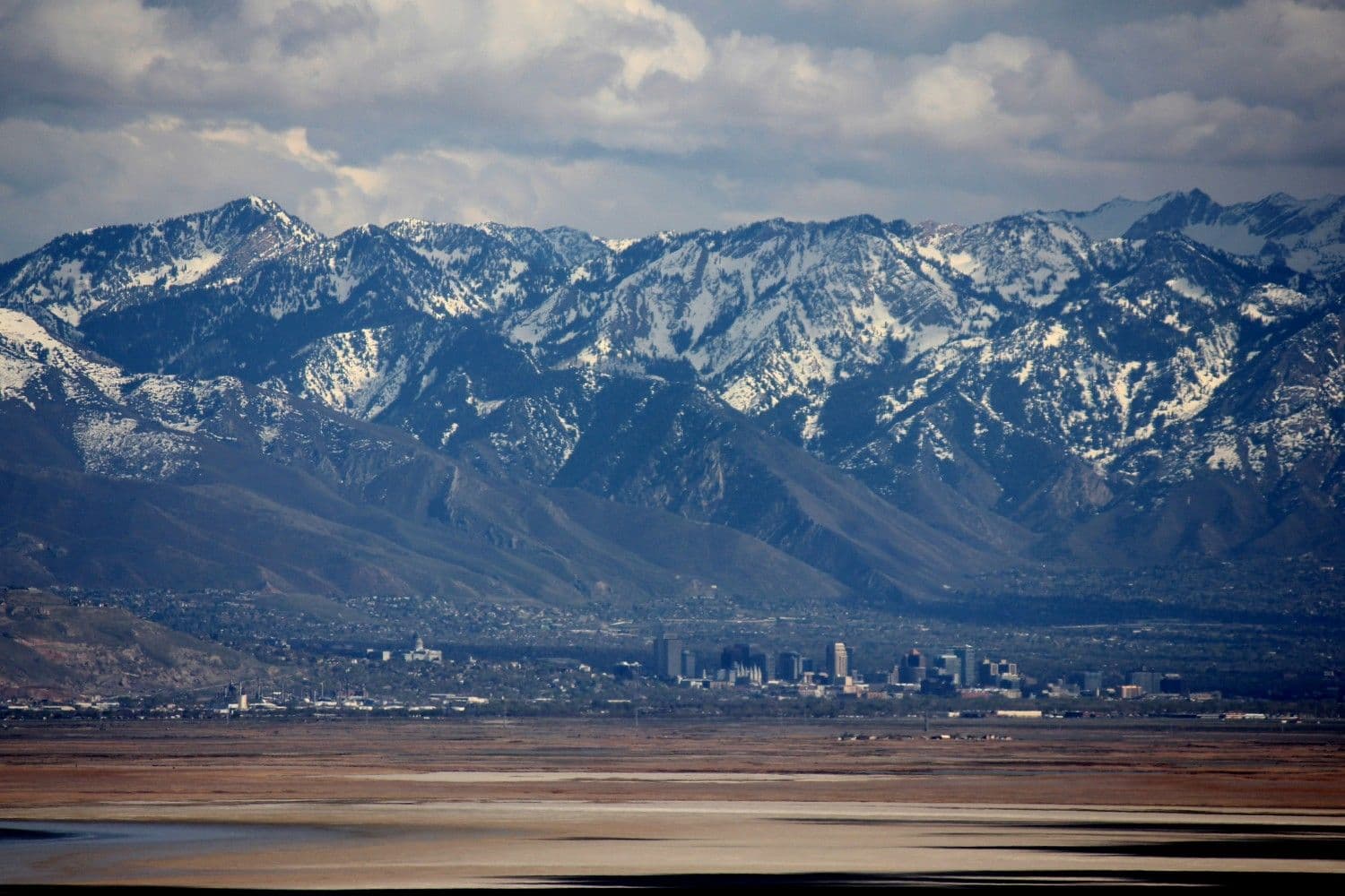 7 Best Ski Resorts in Utah, 2024/25