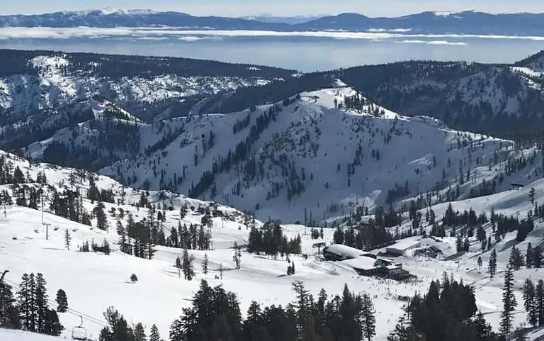 5 Best Ski Resorts in California, 2023/24 