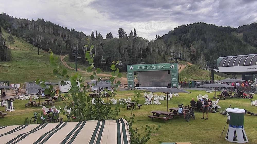 Silver Lake Lodge Cam