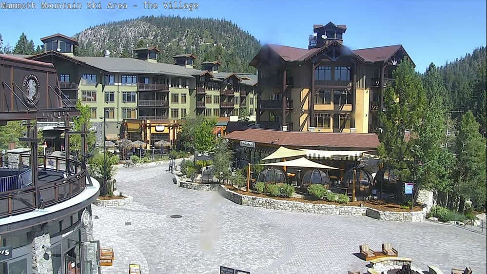 Mammoth Mountain - Village Cam Village