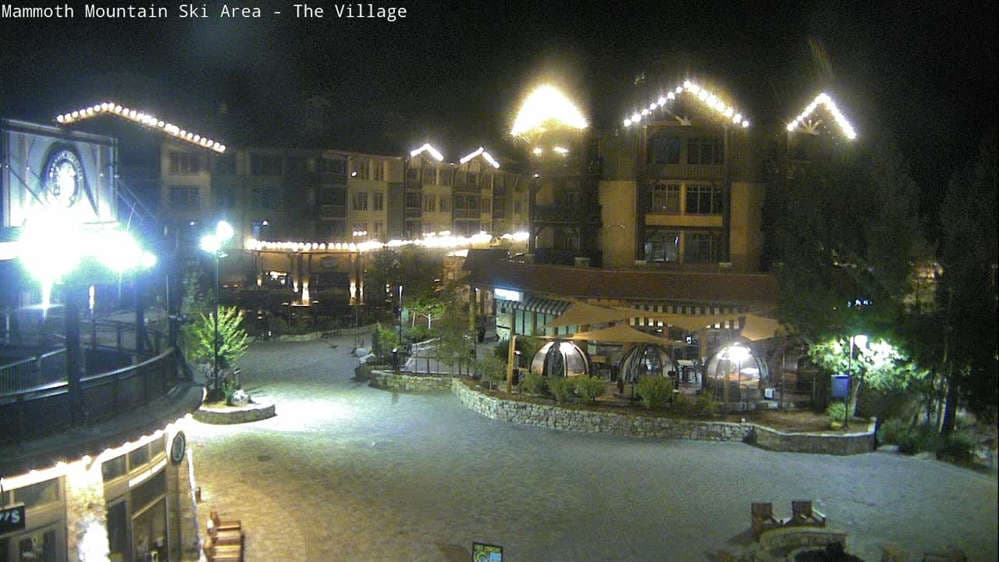Mammoth Mountain - Village Cam Village