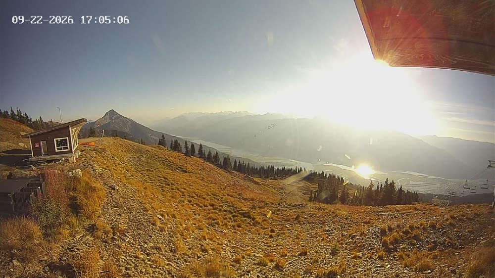 Revelstoke: Top of Stoke Chair Cam