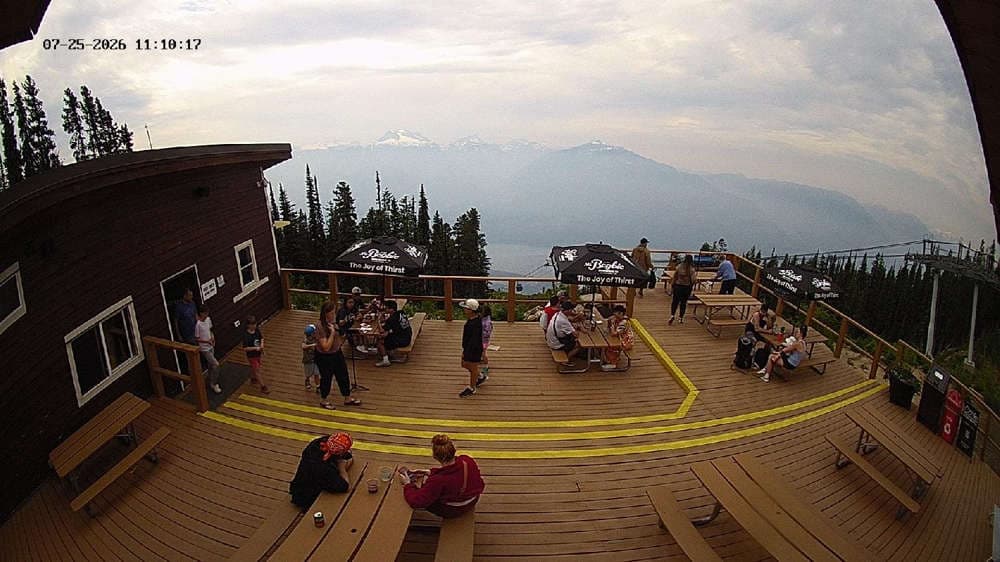 Revelstoke: Top of Upper Gondola Cam