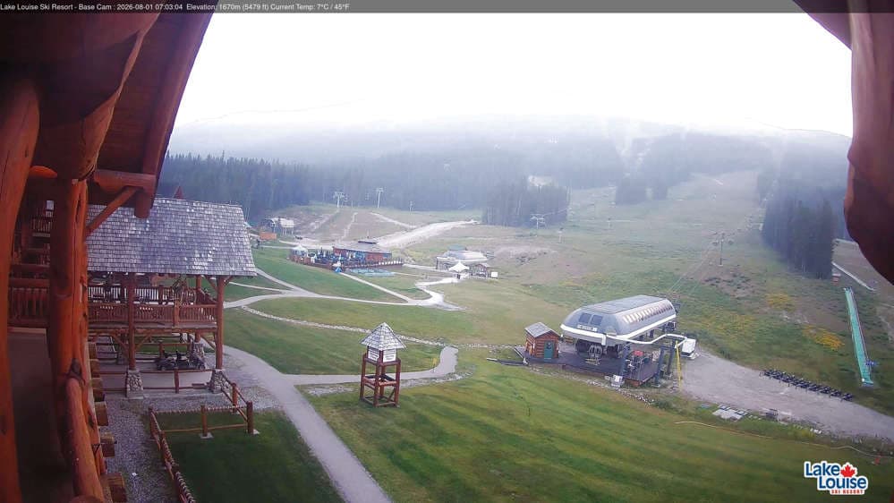 Lake Louise Mountain Base Area Cam