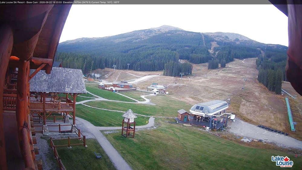 Lake Louise Mountain Base Area Cam
