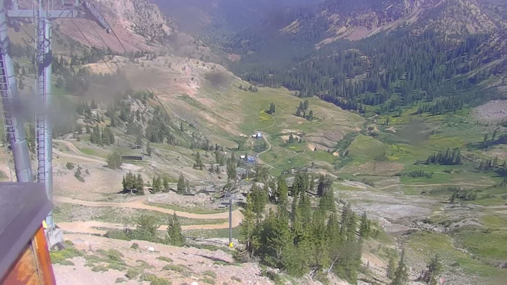Mineral basin