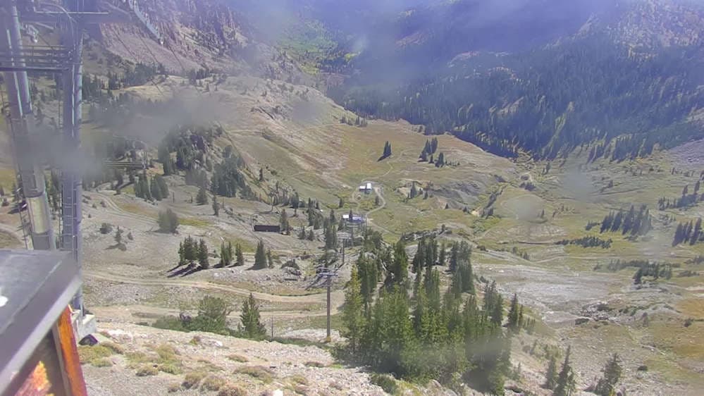 Mineral basin
