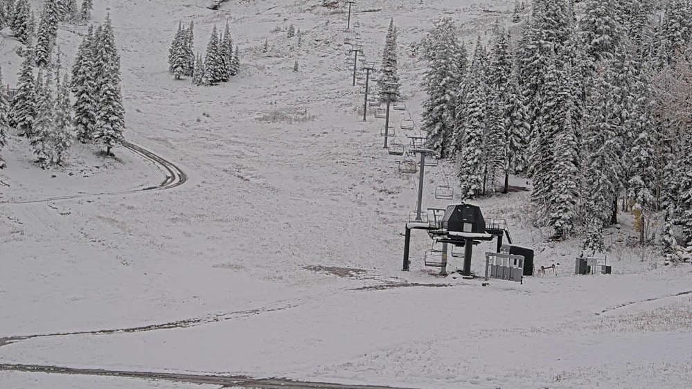 Solitude: Powderhorn II Lift Line