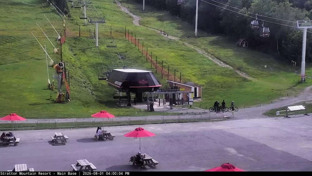 Main Base Lodge Cam