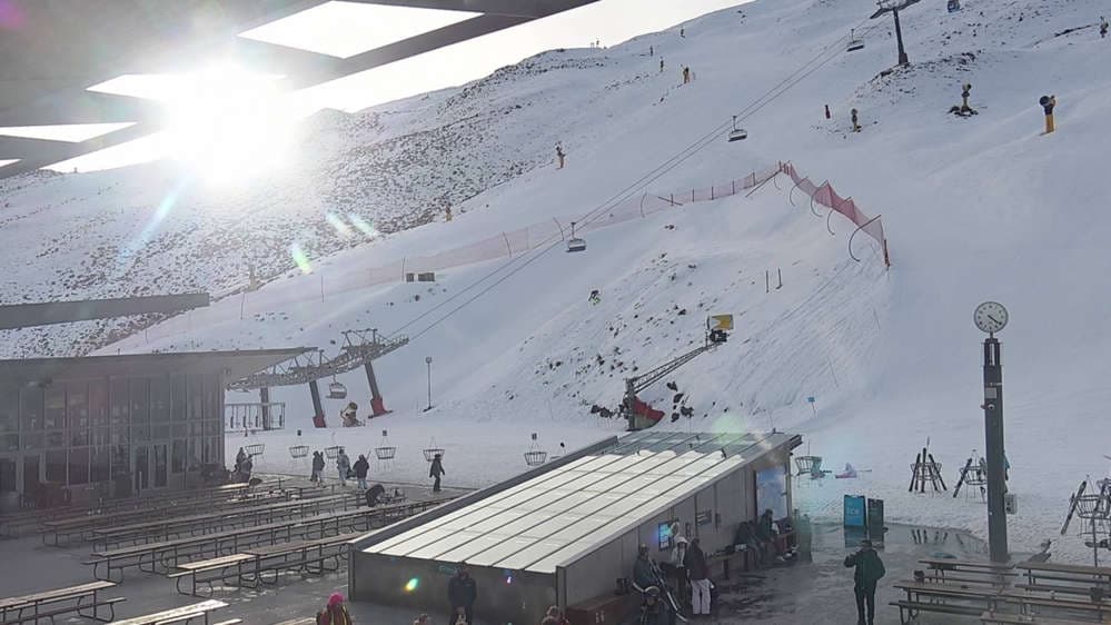 Coronet Peak - Meadow Base
