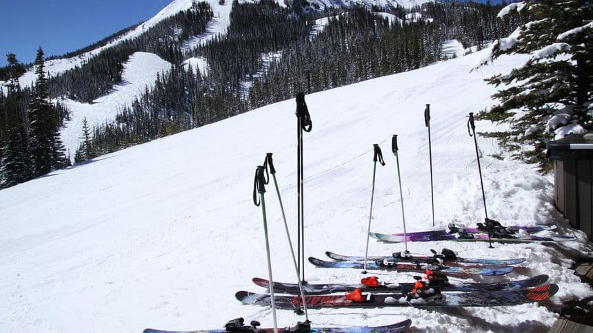 Boyne and Powdr join ski teams