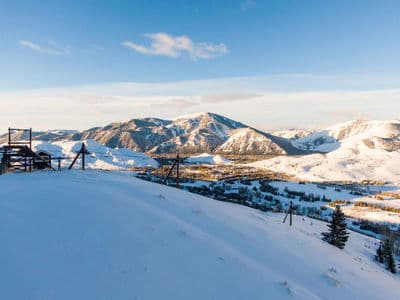 The 7 Best Ski Resorts in Idaho